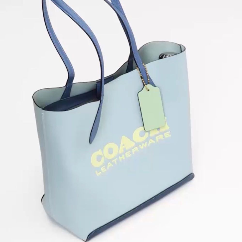 SOLD⛔️Authentic COACH Colorblock Pebbled natural leather snap Logo large tote - Picture 9 of 16